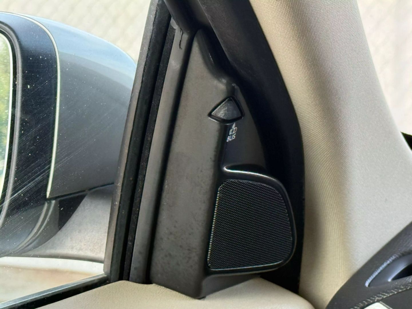 2014 Volvo Xc60 - Image 34