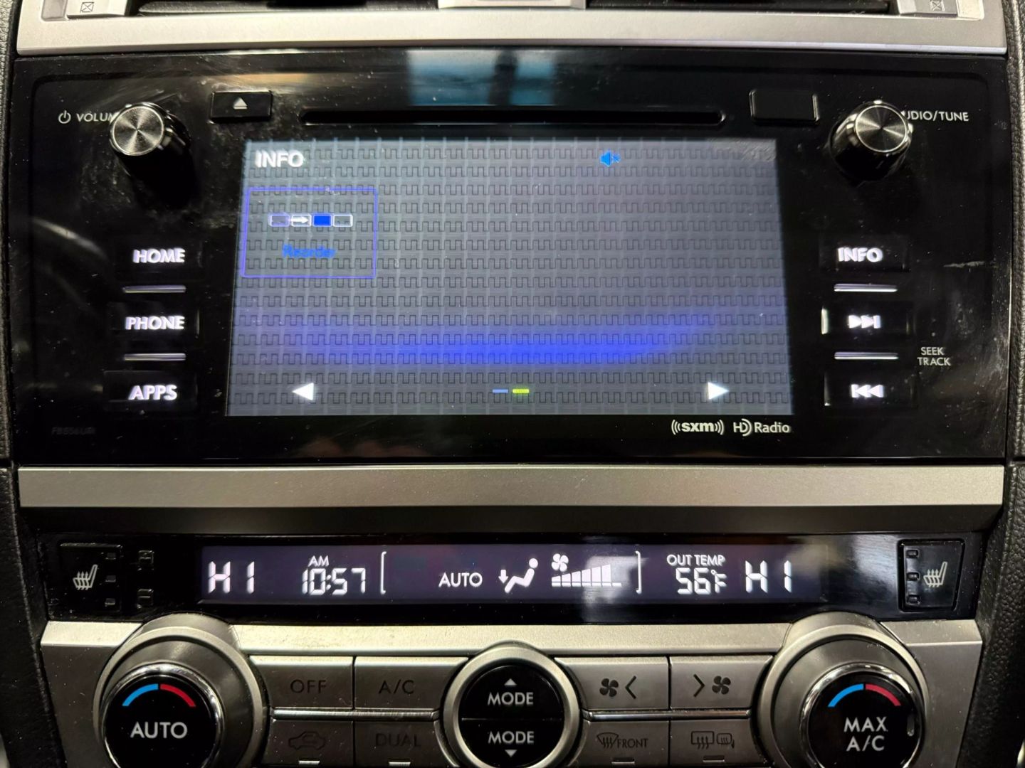 2017 Subaru Legacy - Image 32