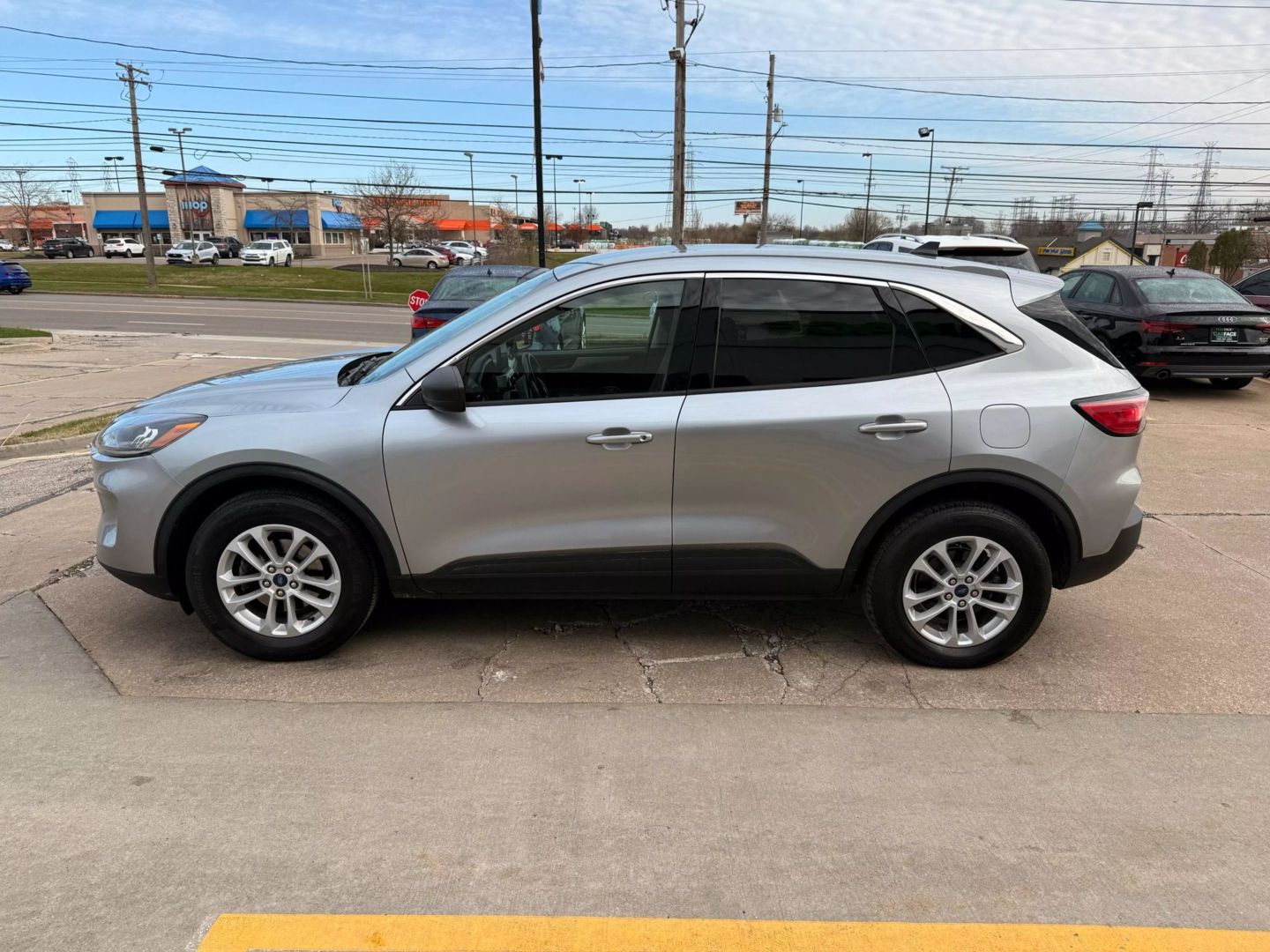 2022 Ford Escape - Image 6