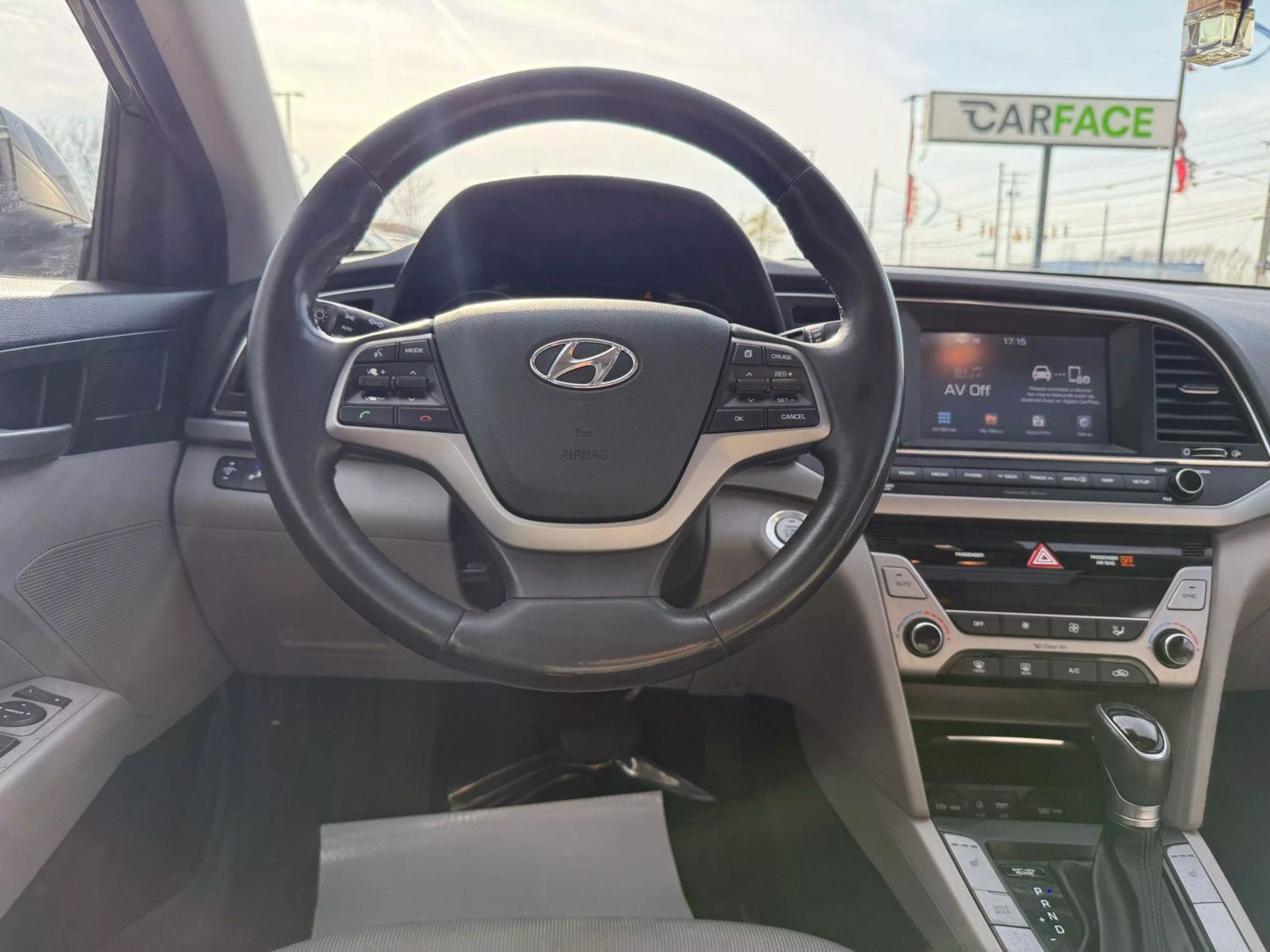 2018 Hyundai Elantra - Image 26