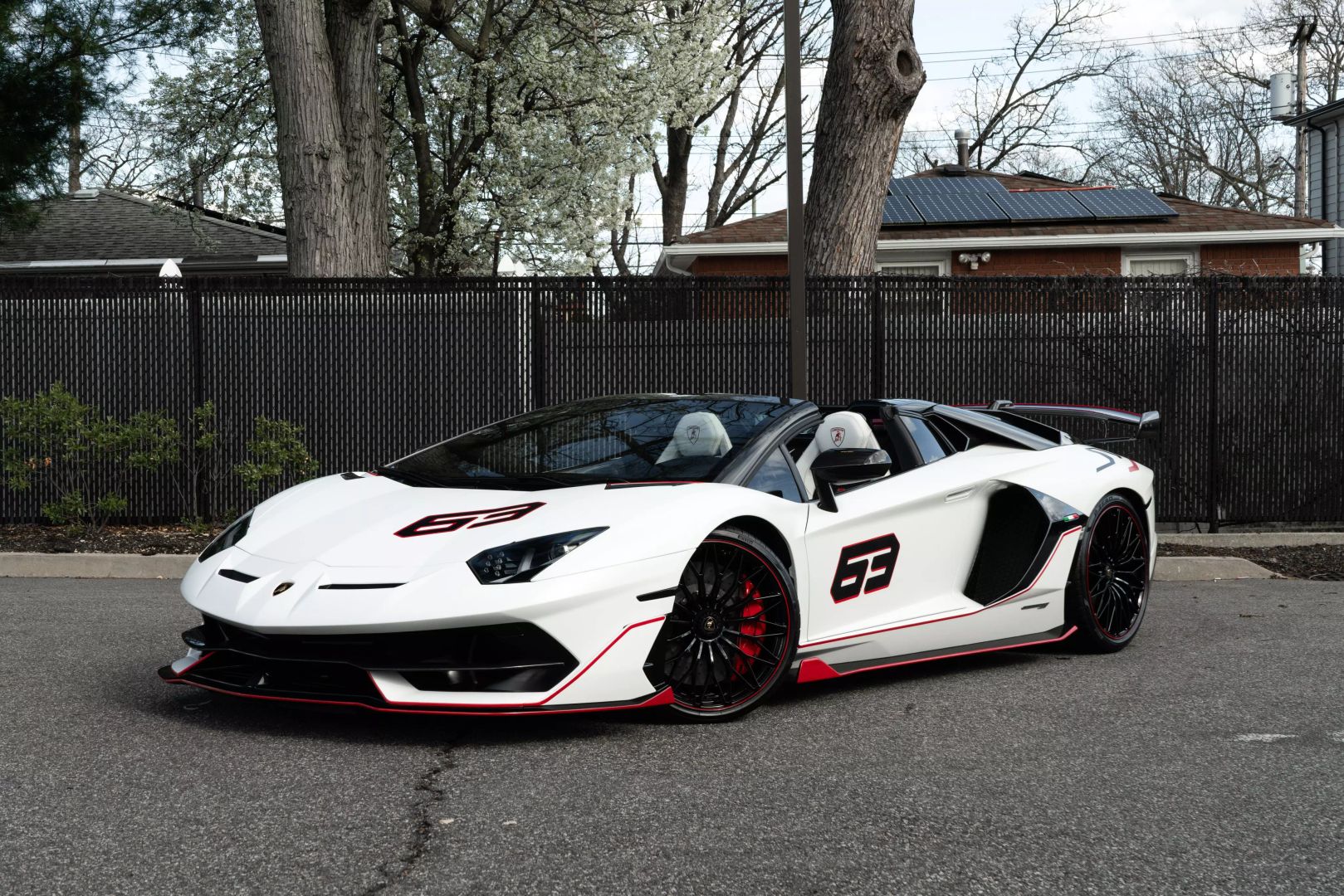 2021 Lamborghini Aventador - Image 1