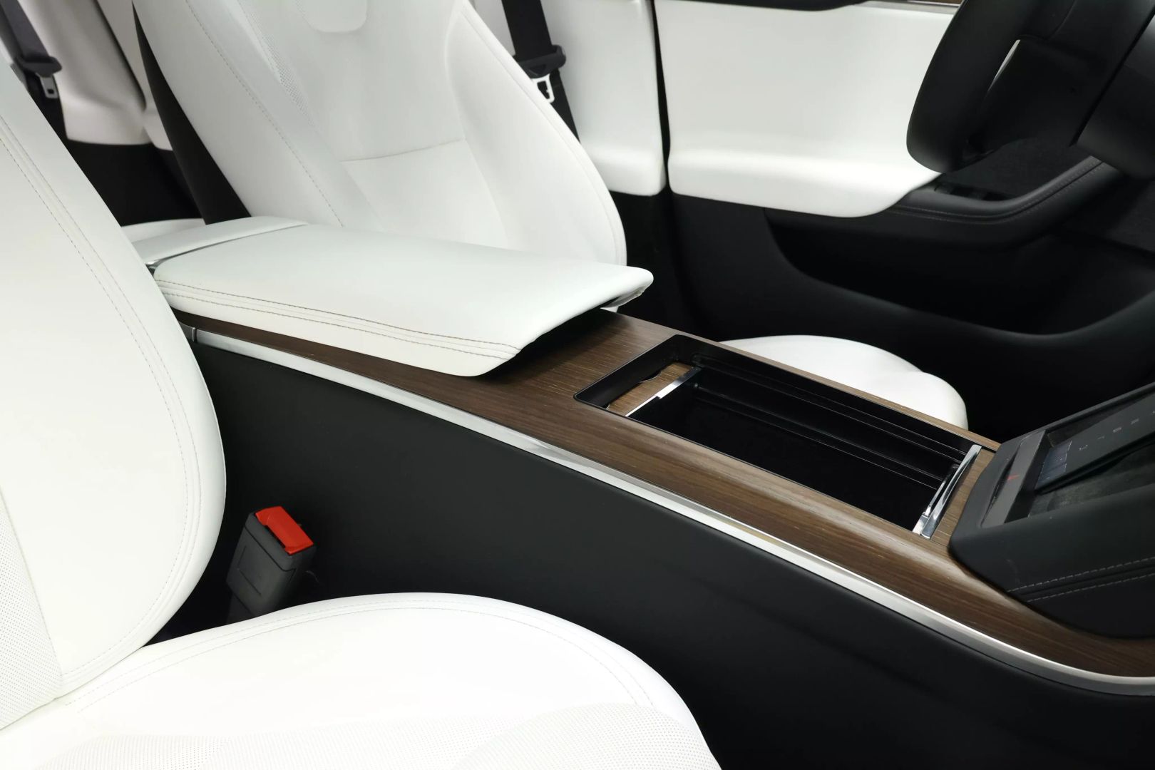 2022 Tesla Model S - Image 79