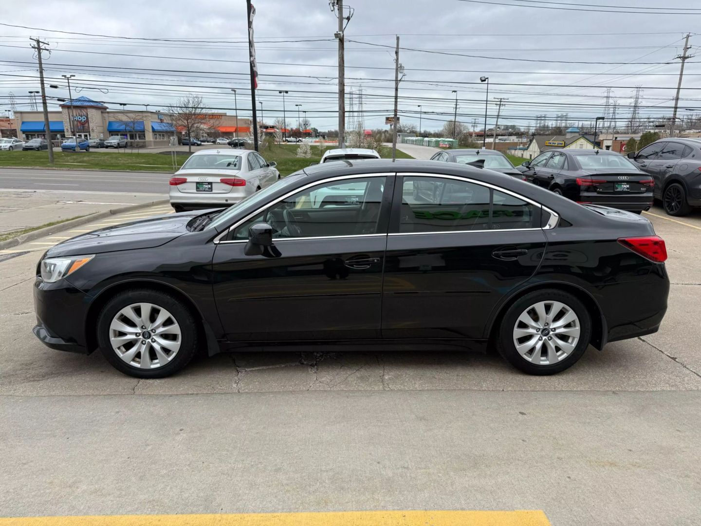 2017 Subaru Legacy - Image 6