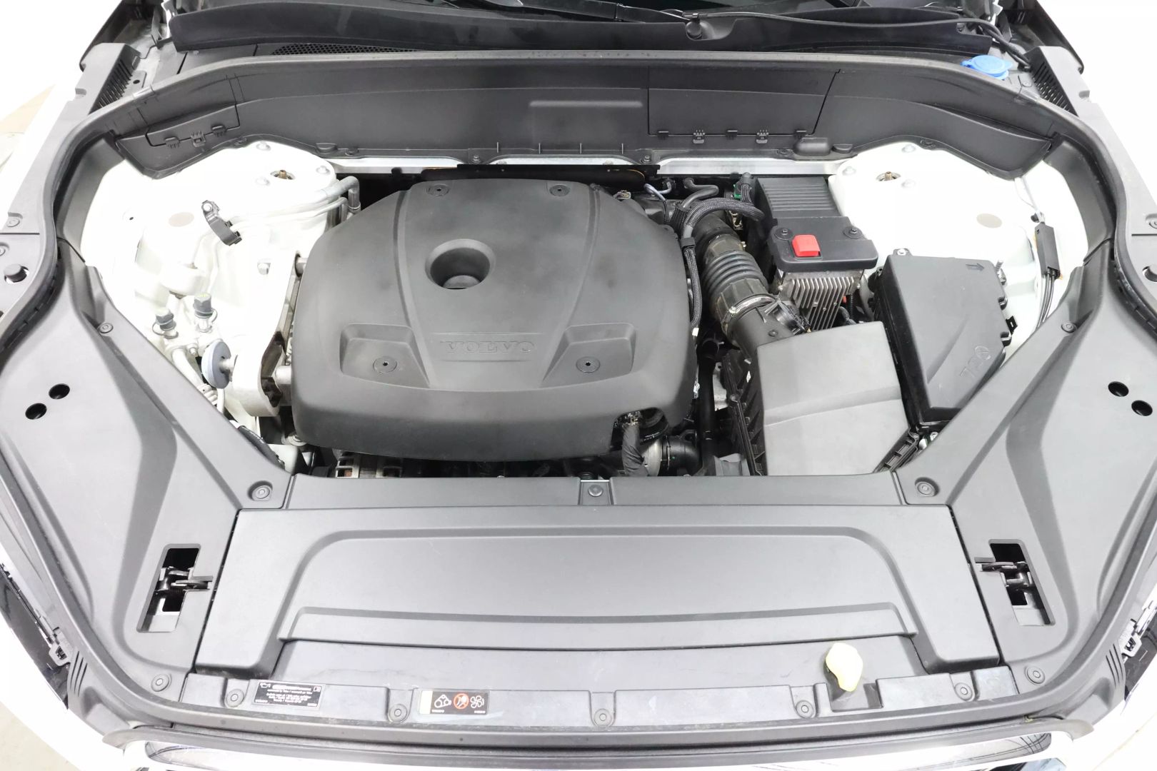 2022 Volvo Xc90 - Image 110