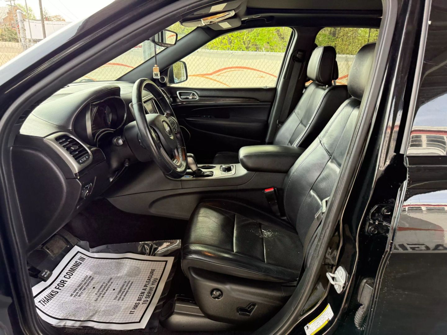 2018 Jeep Grand Cherokee - Image 15
