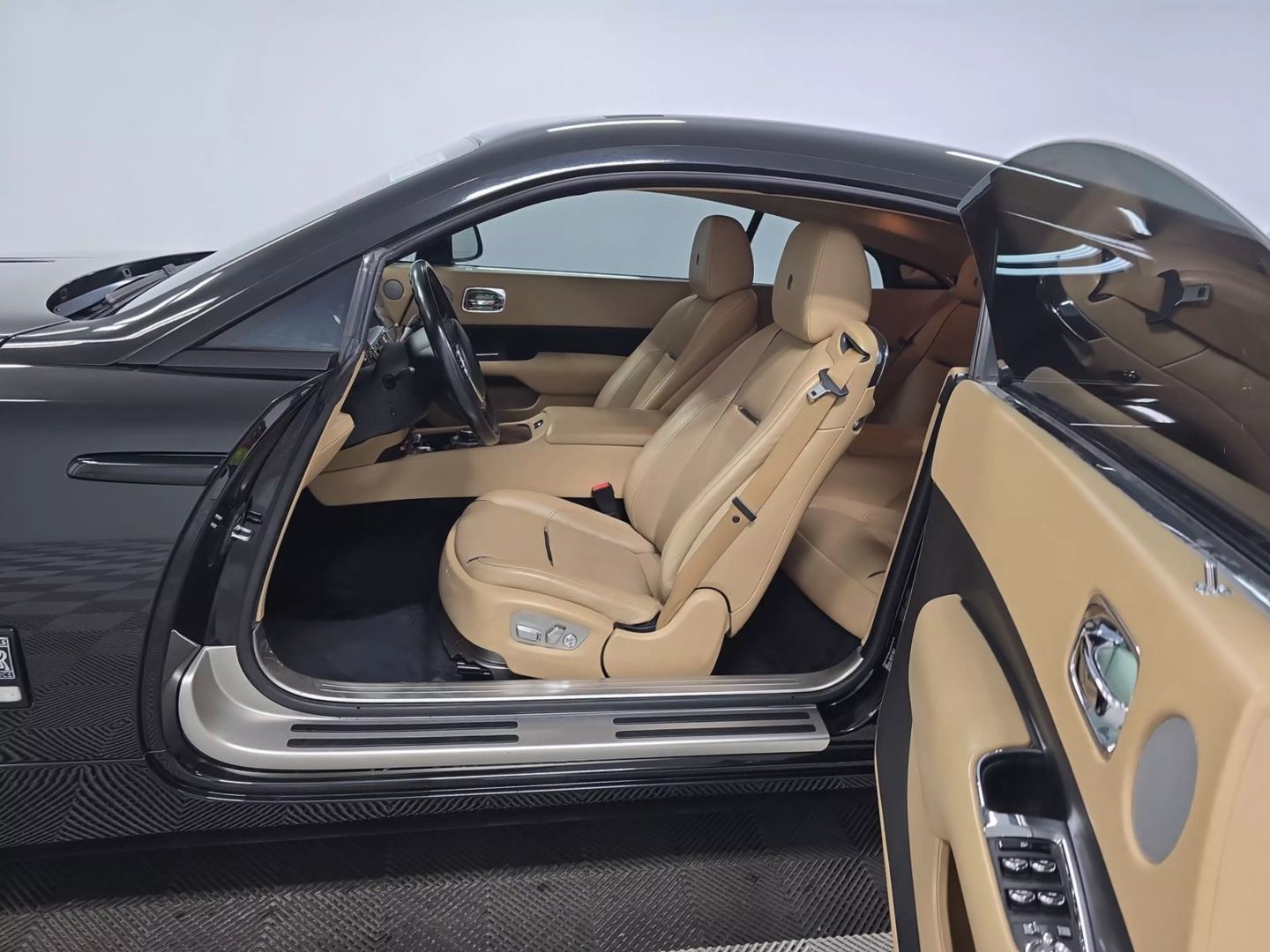 2017 Rolls-royce Wraith - Image 2