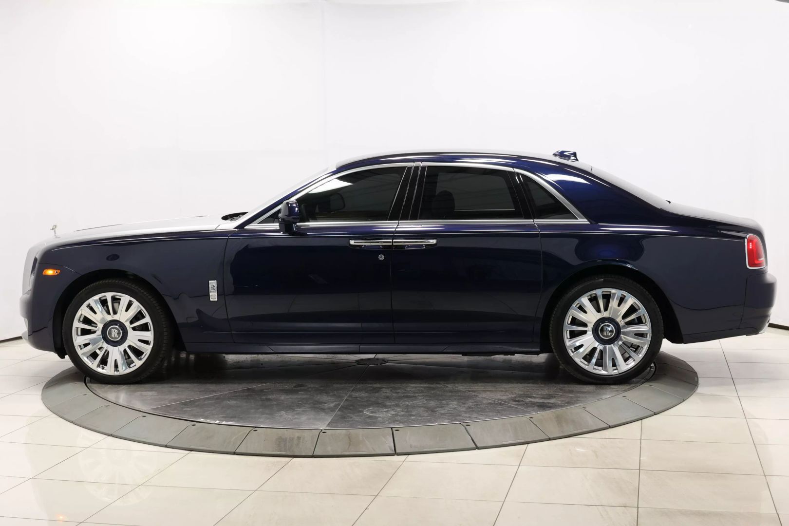2018 Rolls-royce Ghost - Image 6
