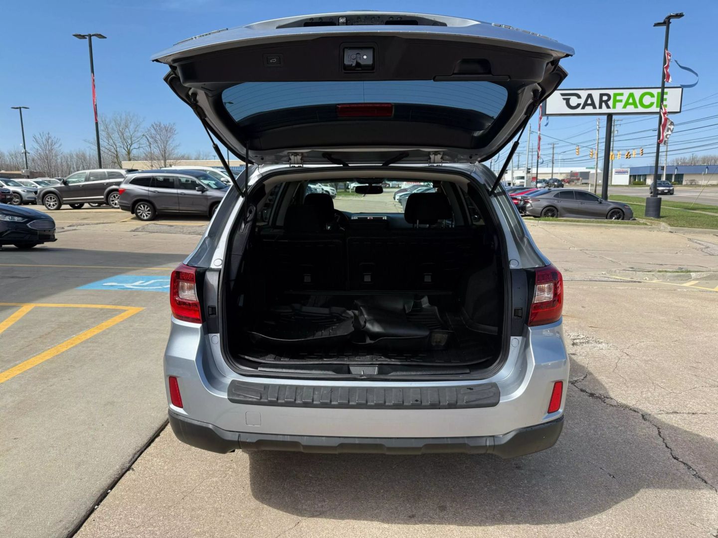 2016 Subaru Outback - Image 10