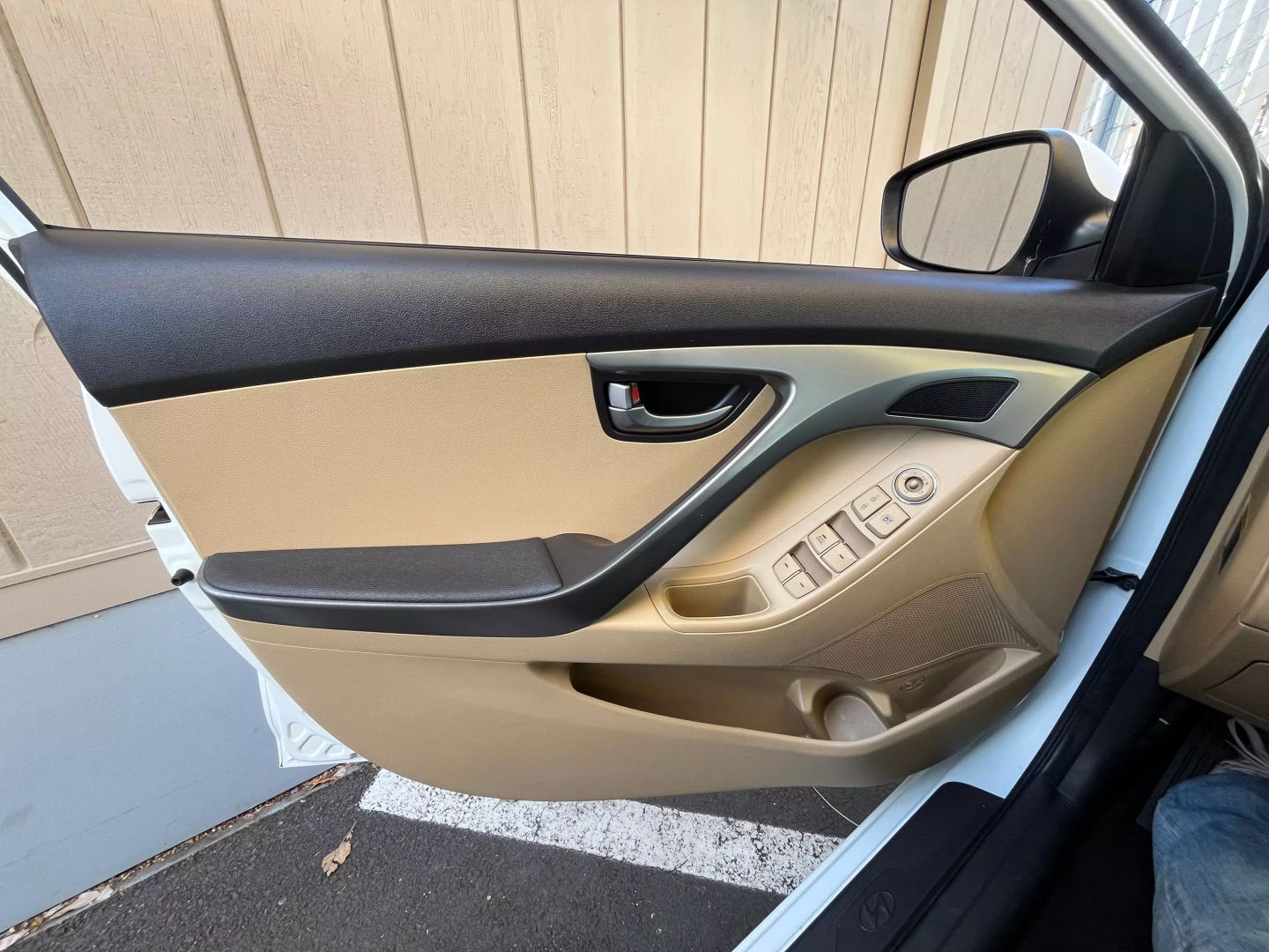 2012 Hyundai Elantra  Vin: 5npdh4ae8ch109177 Stock Id: 109177 - Image 9
