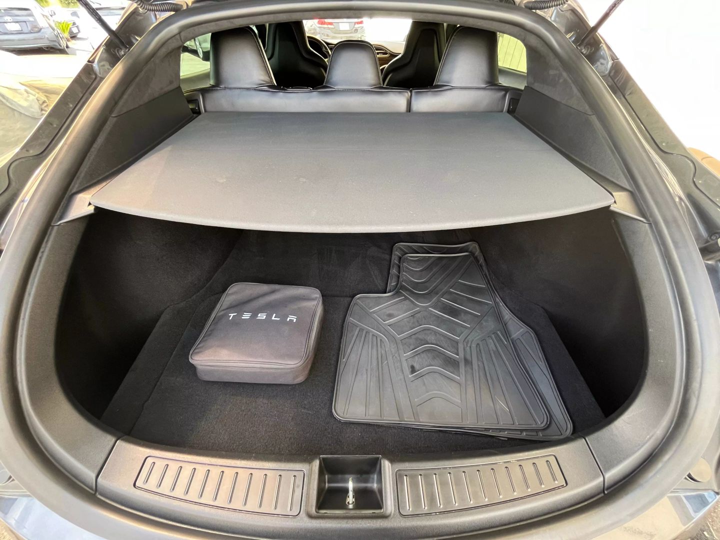 2016 Tesla Model S  Vin: 5yjsa1e16gf151935 Stock Id: 151935 - Image 22