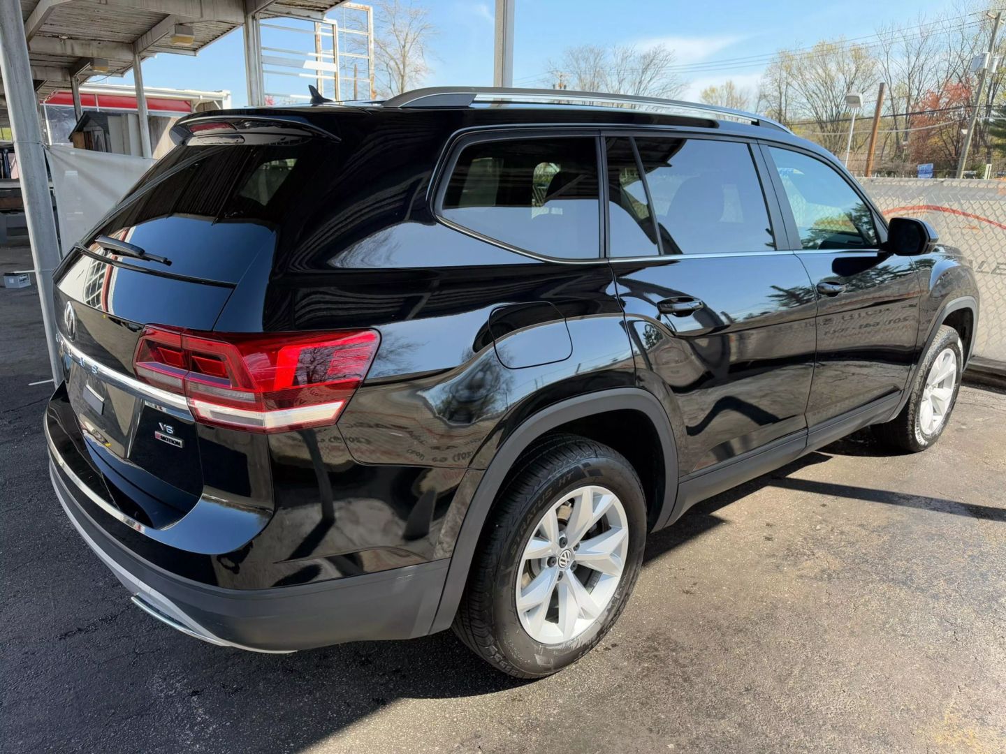 2018 Volkswagen Atlas - Image 12