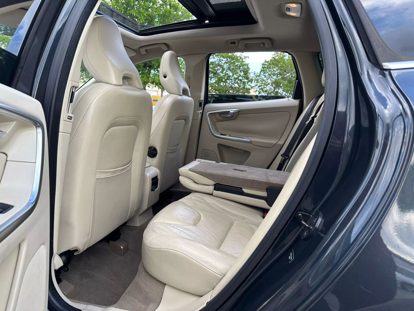 2013 Volvo Xc60 - Image 18