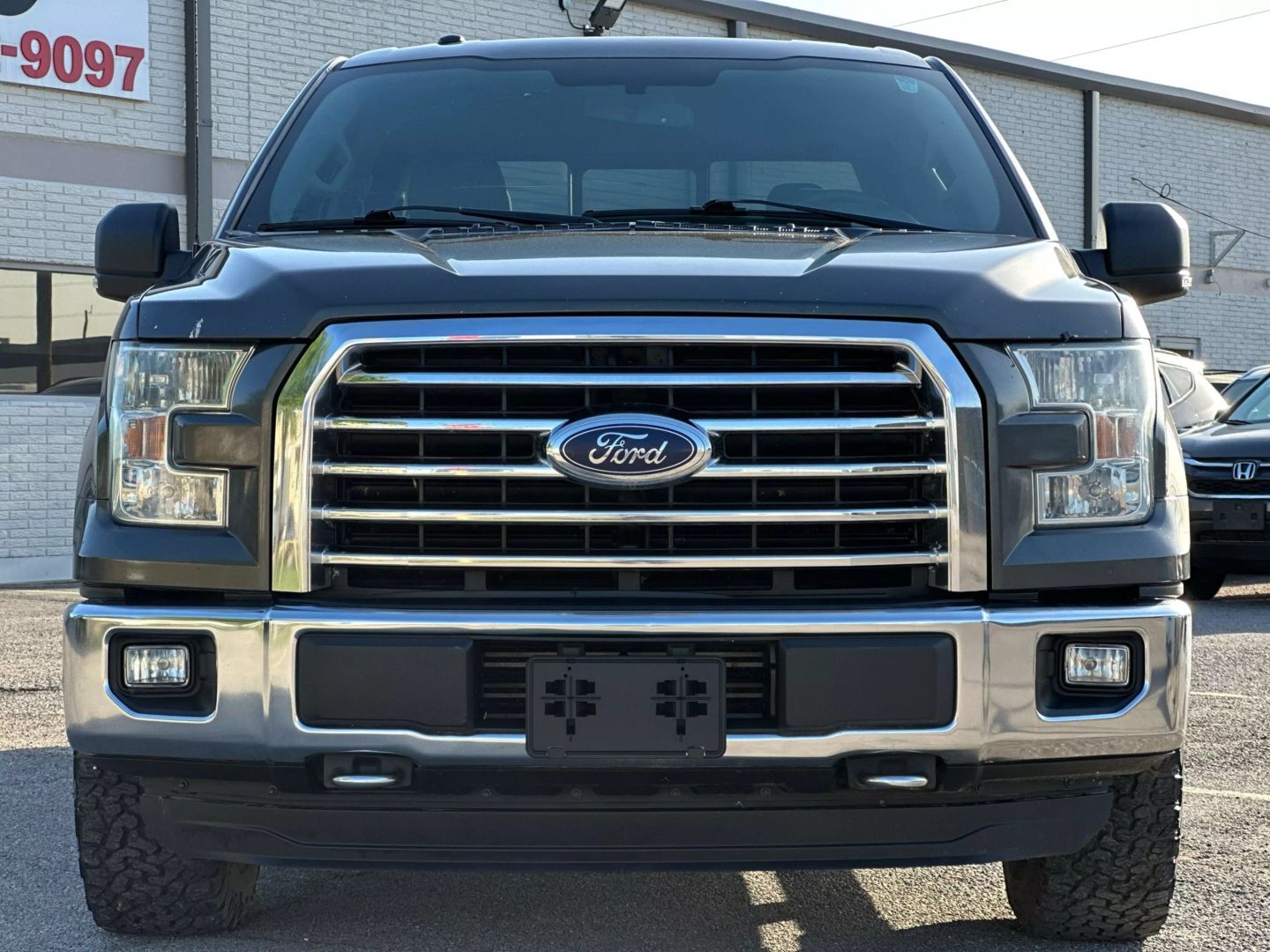 2015 Ford F150 Supercrew Cab - Image 10