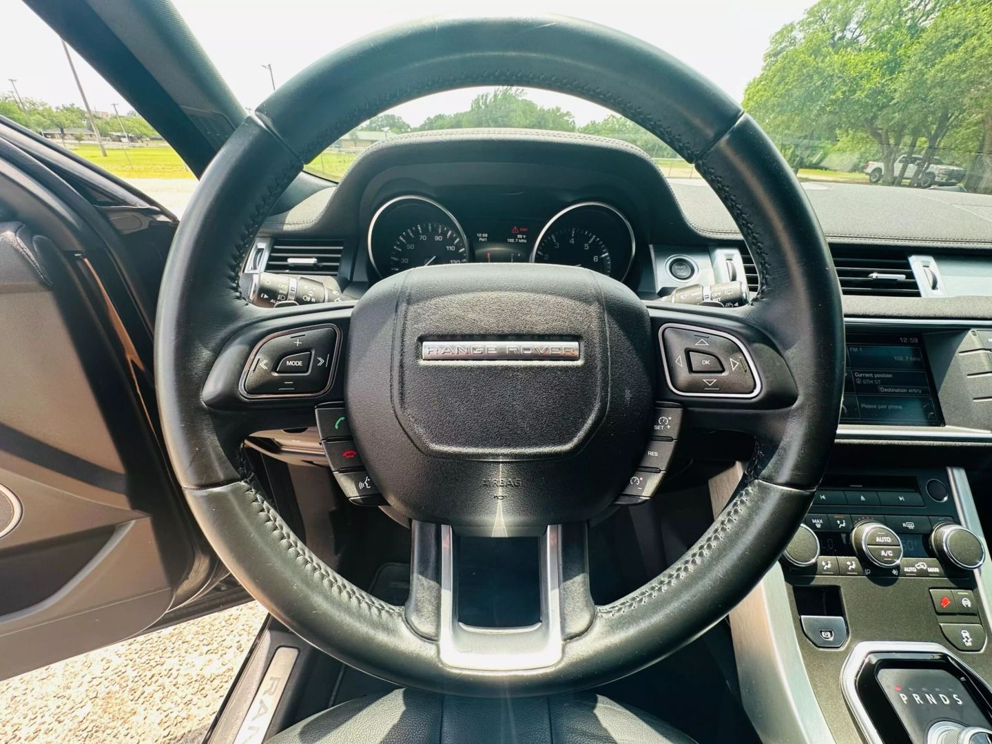 2015 Land Rover Range Rover Evoque - Image 25