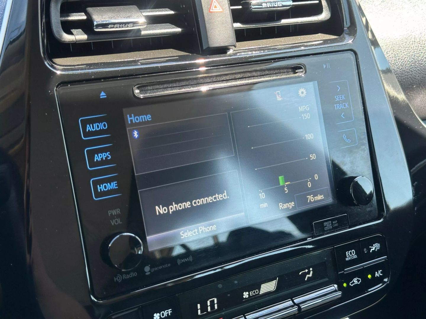 2016 Toyota Prius - Image 33