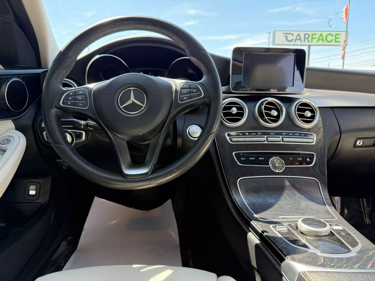 2017 Mercedes-benz C-class - Image 26
