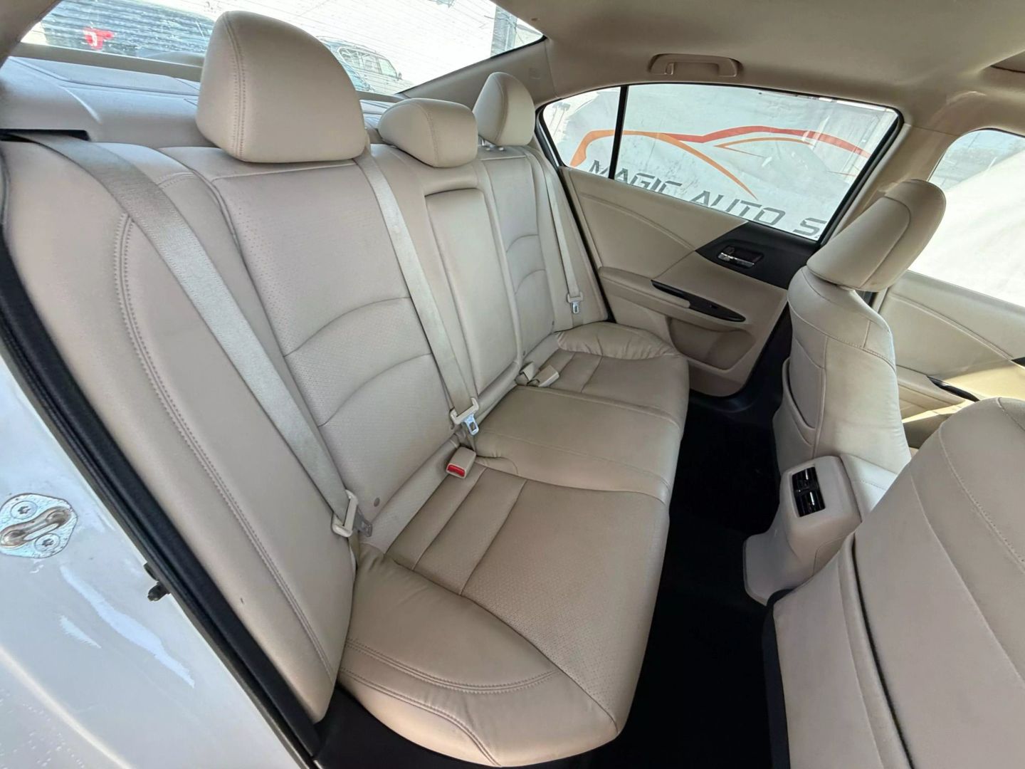 2015 Honda Accord - Image 23