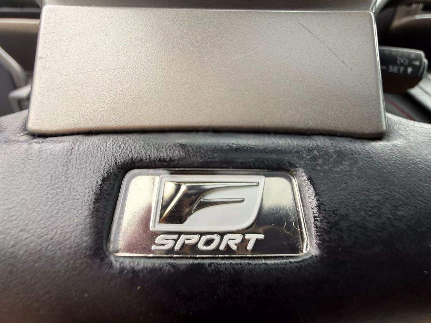 2015 Lexus Is - Image 23