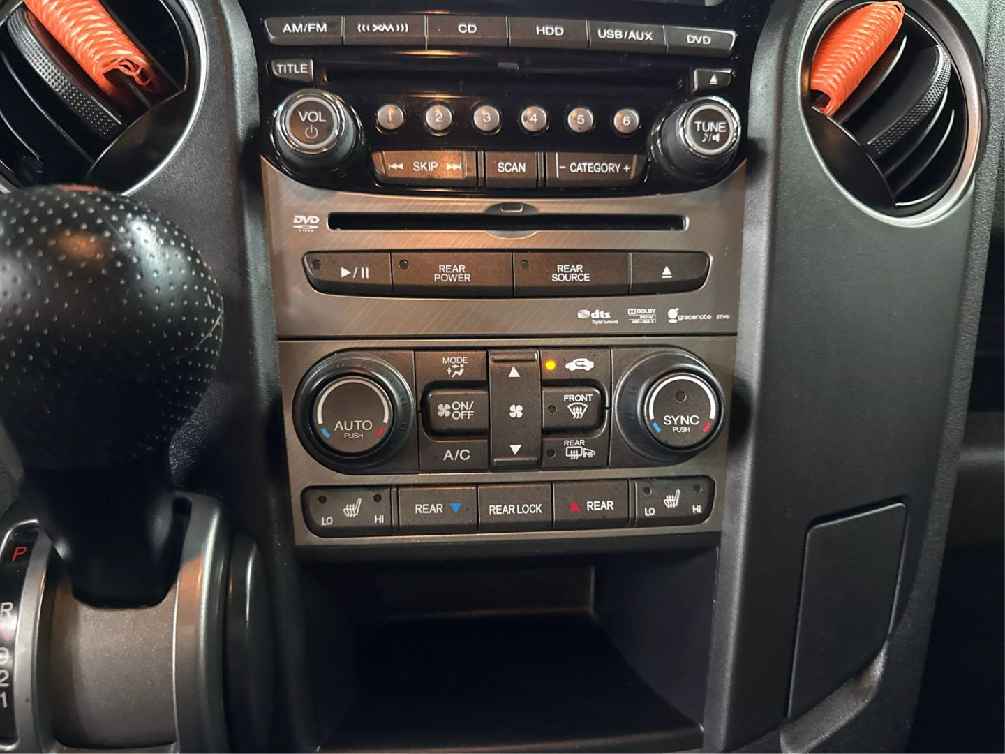 2015 Honda Pilot - Image 27