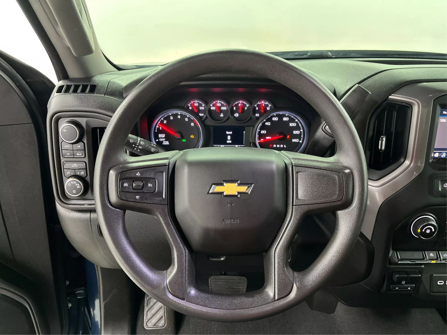 2021 Chevrolet Silverado 1500 Crew Cab - Image 18