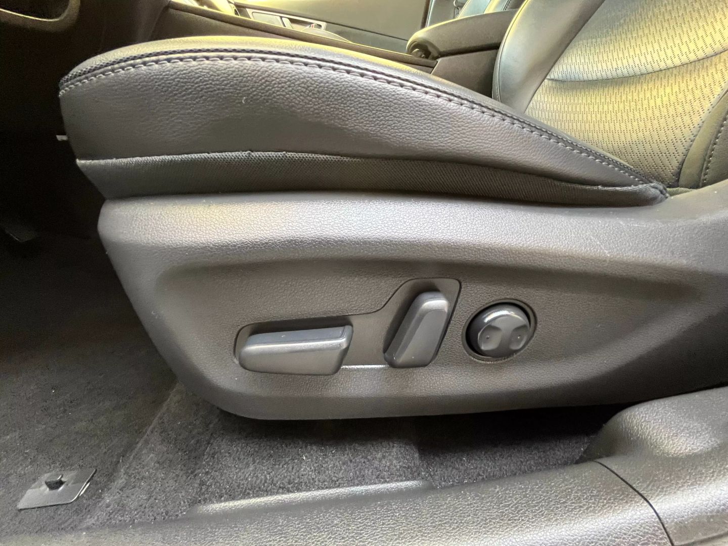 2019 Hyundai Kona Electric  Vin: Km8k33ag4ku029358 Stock Id: 029358 - Image 12