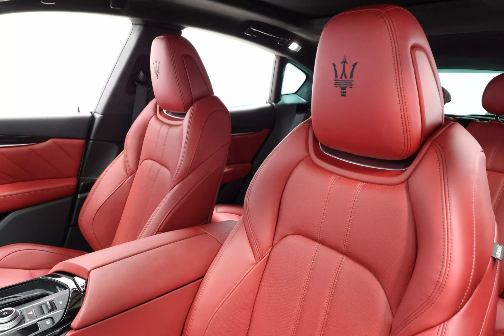 2022 Maserati Levante - Image 19