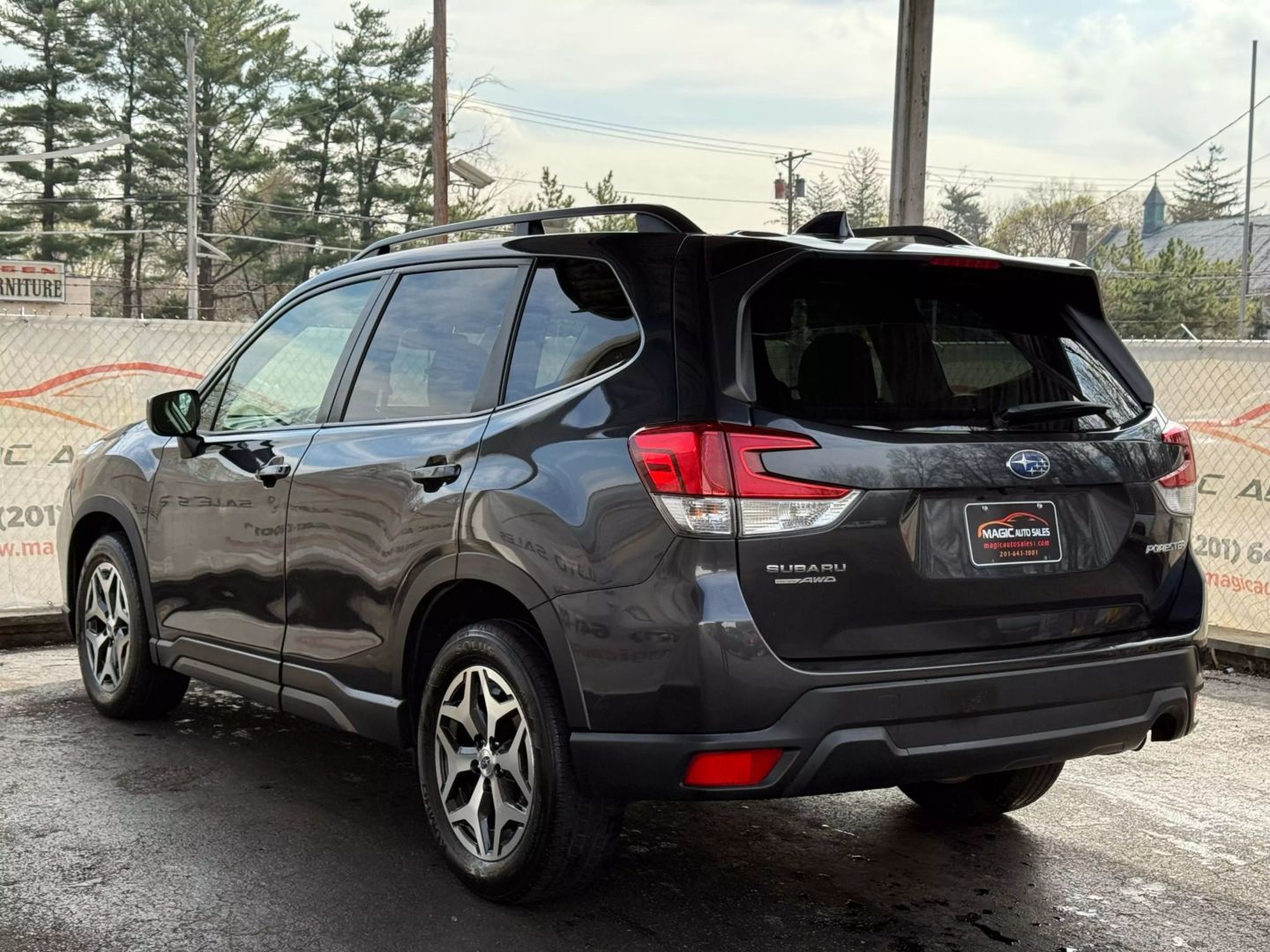 2019 Subaru Forester - Image 11