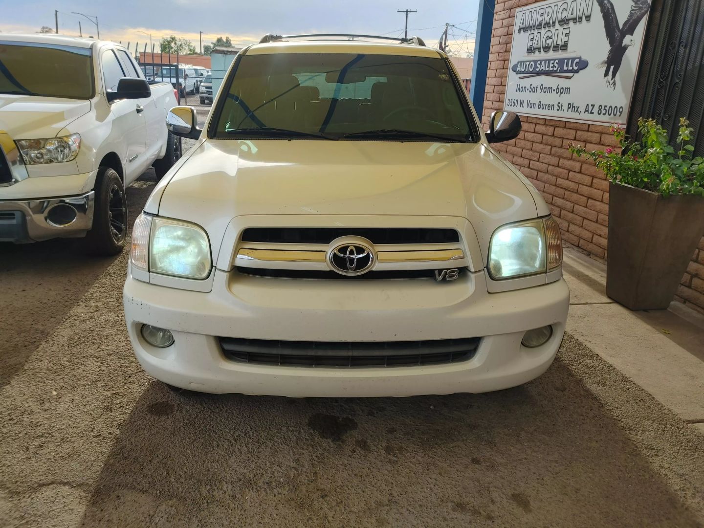 Used 2007 Toyota Sequoia Limited with VIN 5TDZT38A17S286882 for sale in Phoenix, AZ