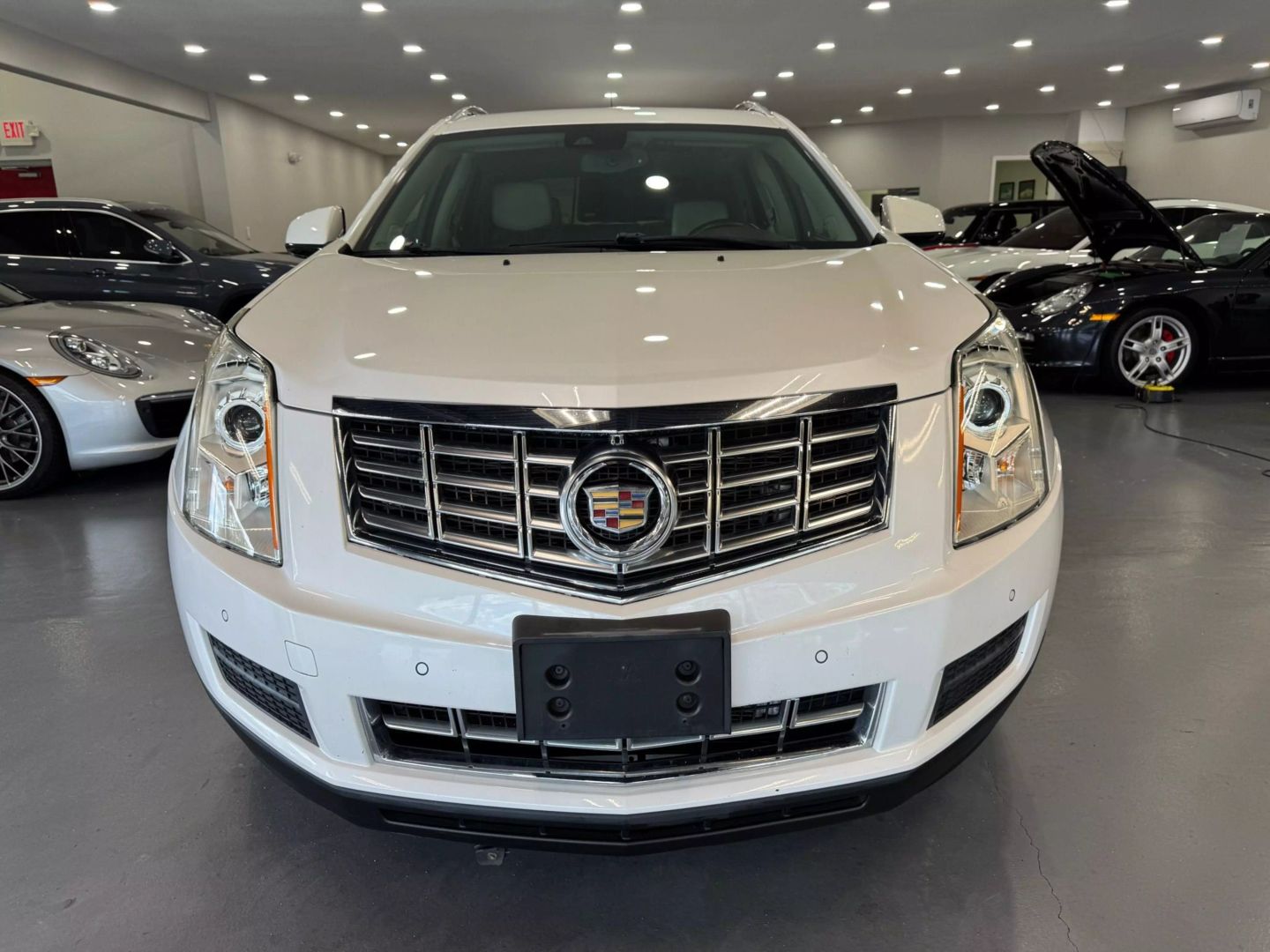 2014 Cadillac Srx Luxury Collection Sport Utility 4d - Image 2