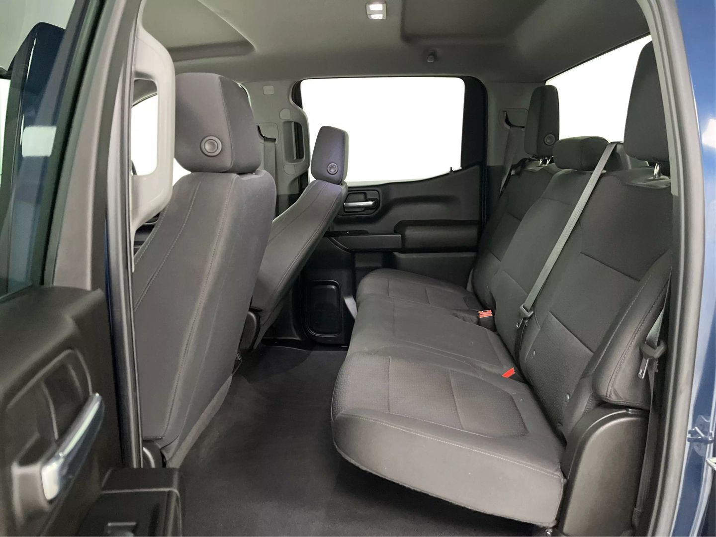 2021 Chevrolet Silverado 1500 Crew Cab - Image 10