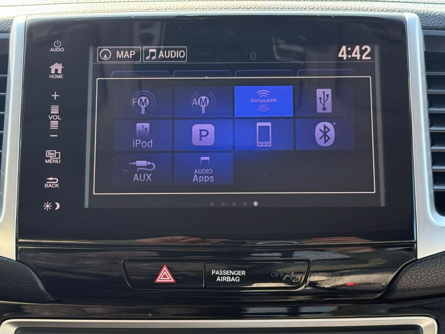 2019 Honda Ridgeline - Image 31