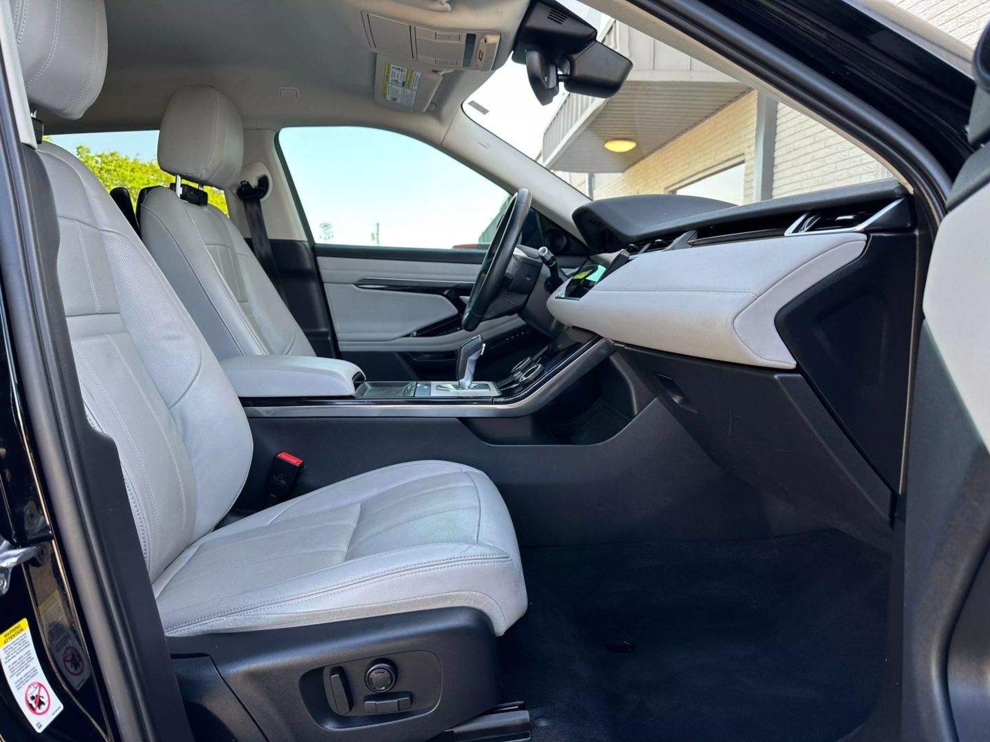 2020 Land Rover Range Rover Evoque - Image 21