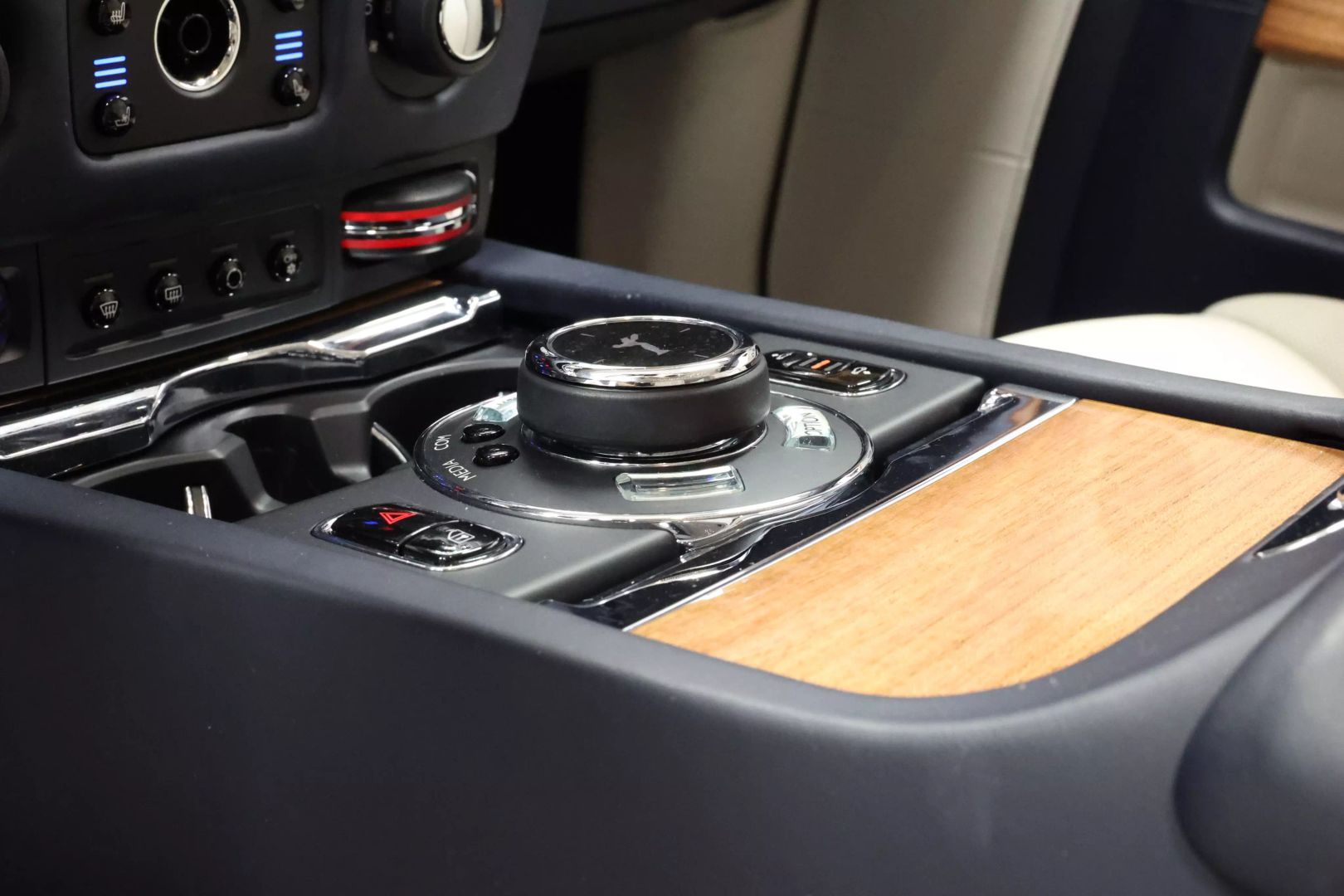 2018 Rolls-royce Ghost - Image 43