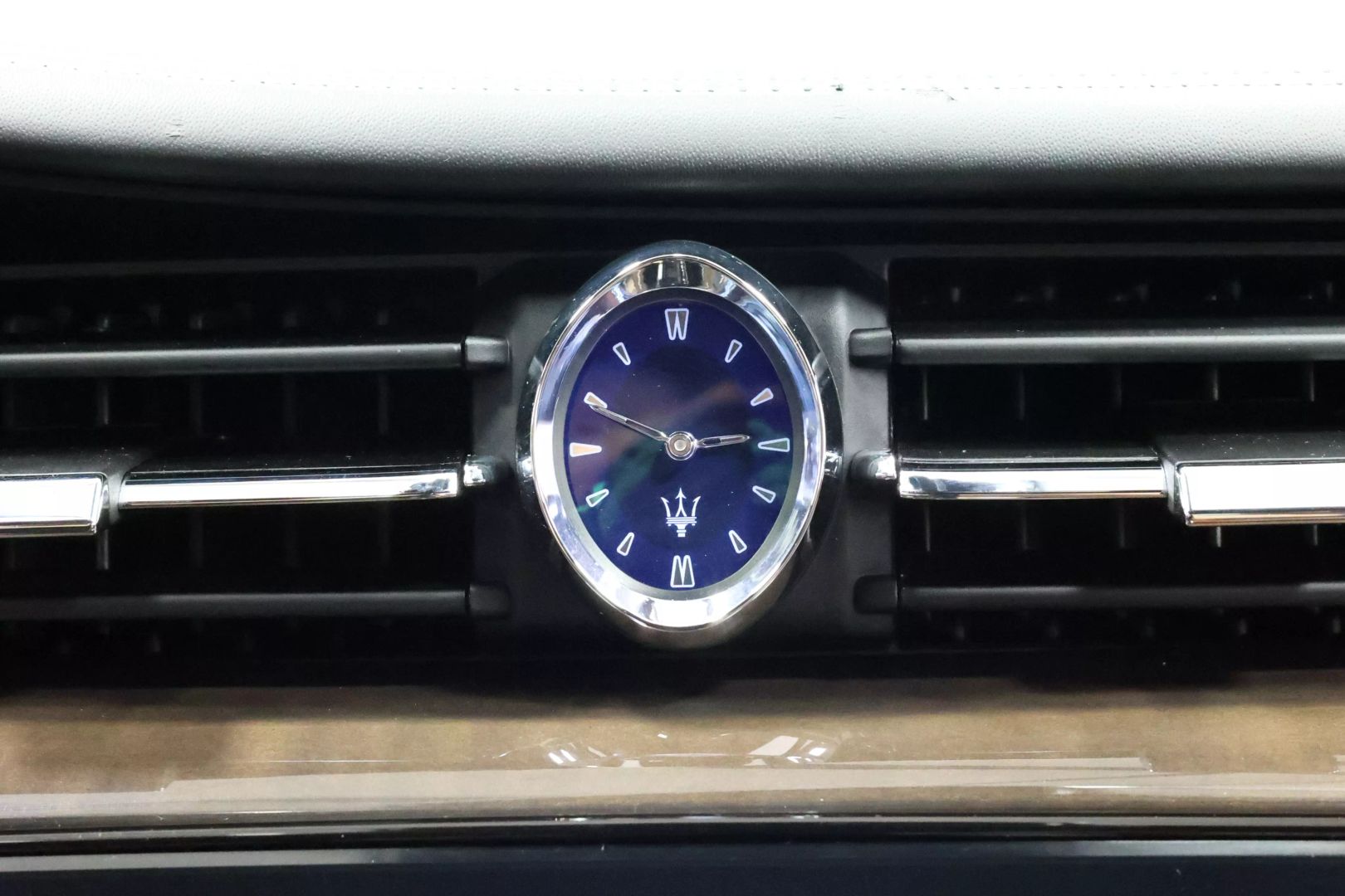 2018 Maserati Quattroporte - Image 36