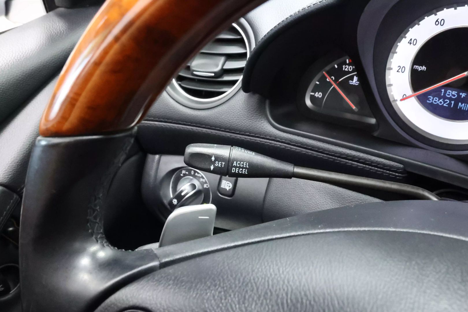 2011 Mercedes-benz Sl-class - Image 26