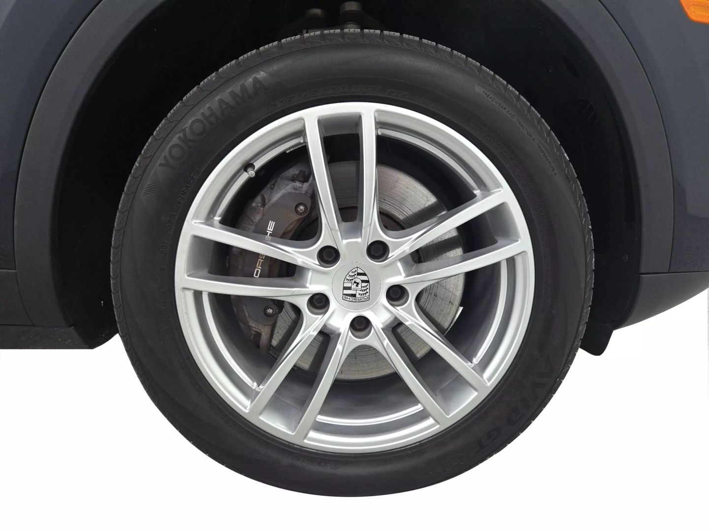 2021 Porsche Cayenne - Image 24