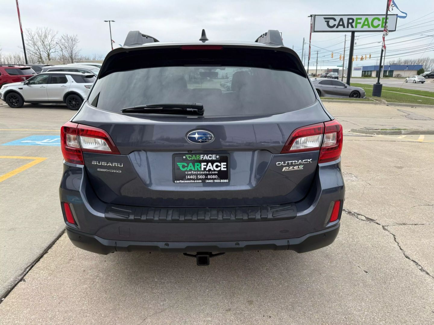 2017 Subaru Outback - Image 10