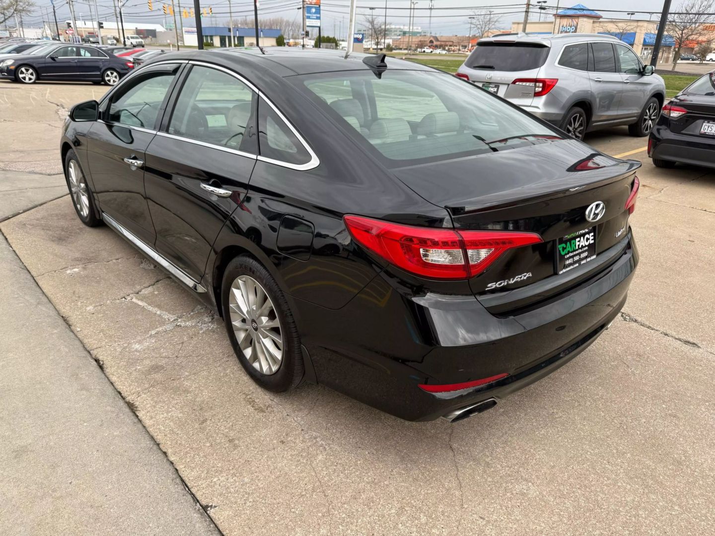 2015 Hyundai Sonata - Image 7