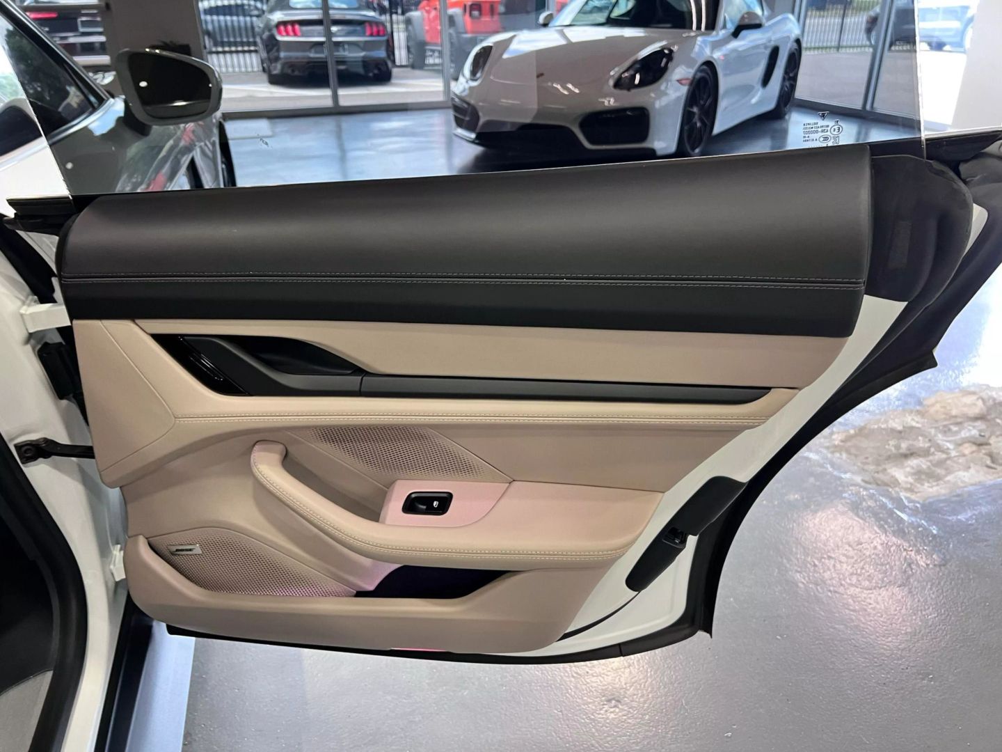 2020 Porsche Taycan 4s Sedan 4d - Image 33
