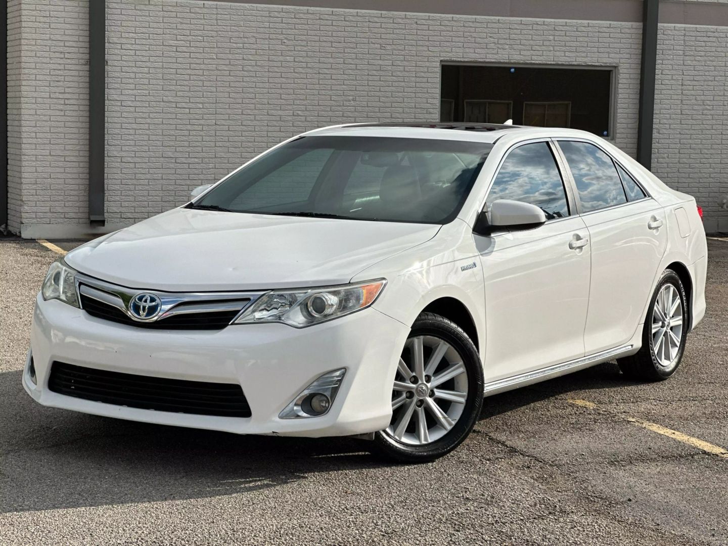 2012 Toyota Camry - Image 2