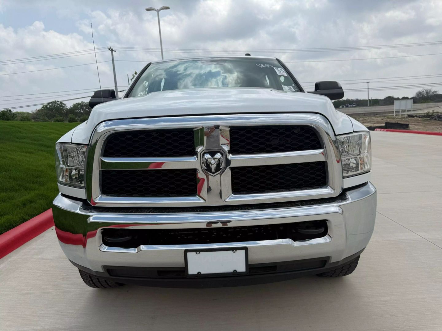 2018 Ram 3500 Crew Cab - Image 25