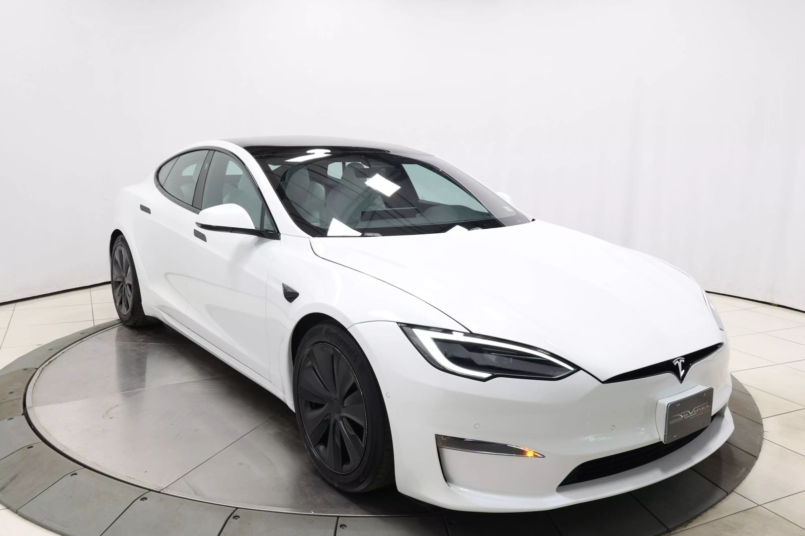 2022 Tesla Model S - Image 83