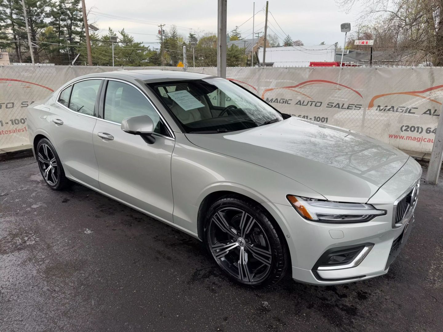 2022 Volvo S60 - Image 7