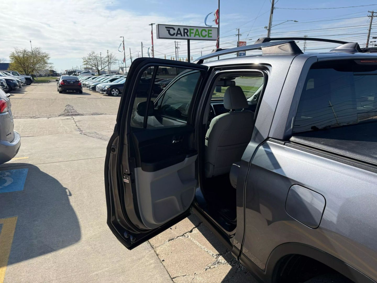 2019 Honda Ridgeline - Image 19