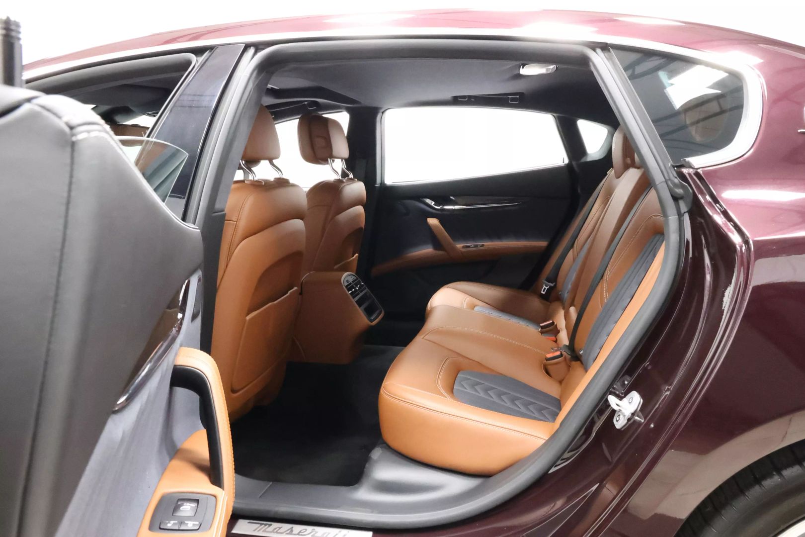 2018 Maserati Quattroporte - Image 48