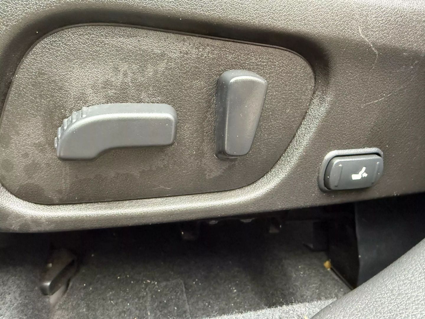 2015 Subaru Forester - Image 19