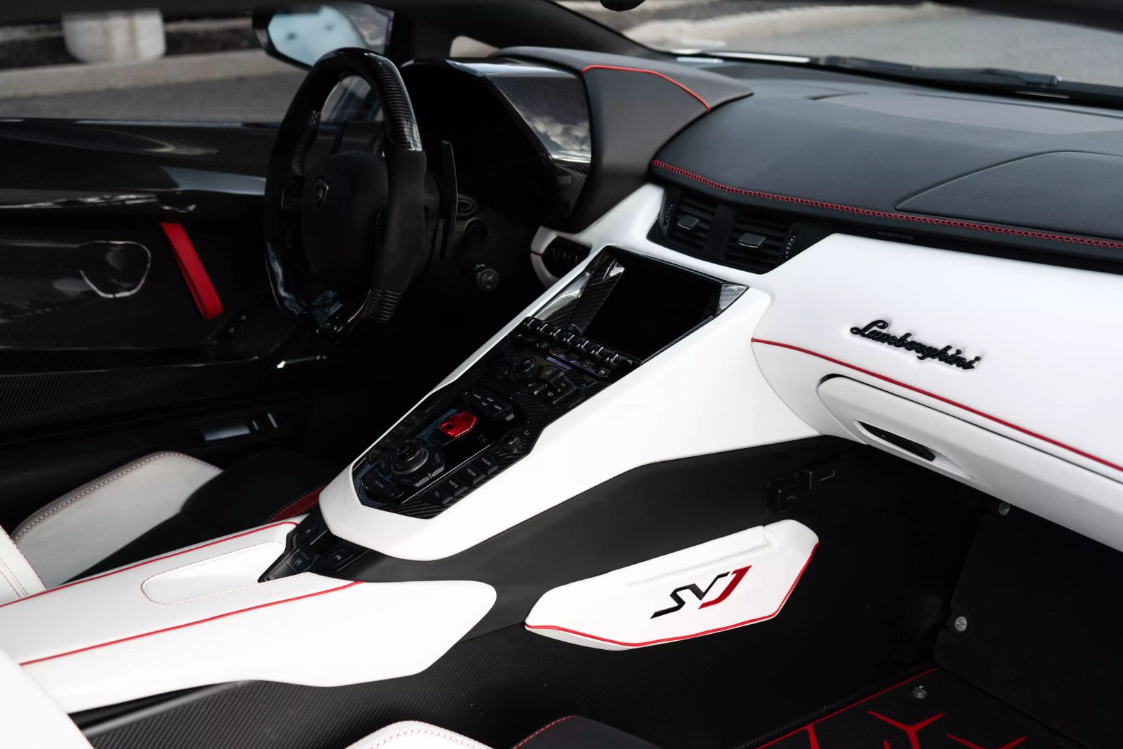 2021 Lamborghini Aventador - Image 78