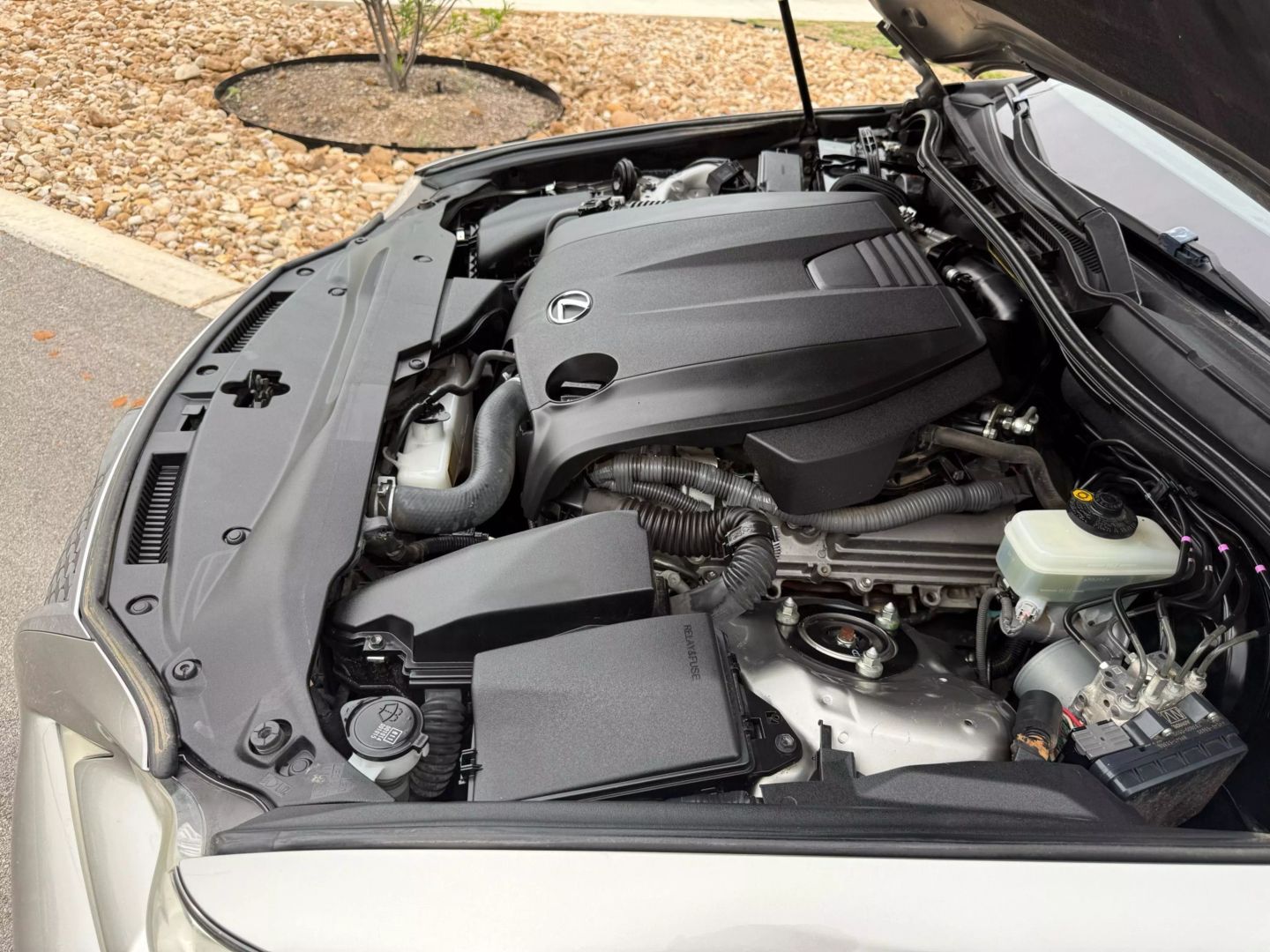 2015 Lexus Is - Image 31