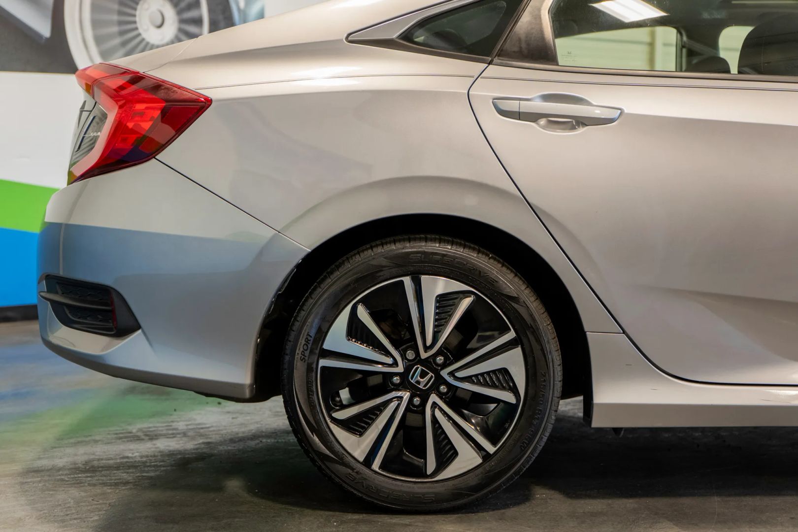 2018 Honda Civic Ex-t Sedan 4d - Image 19