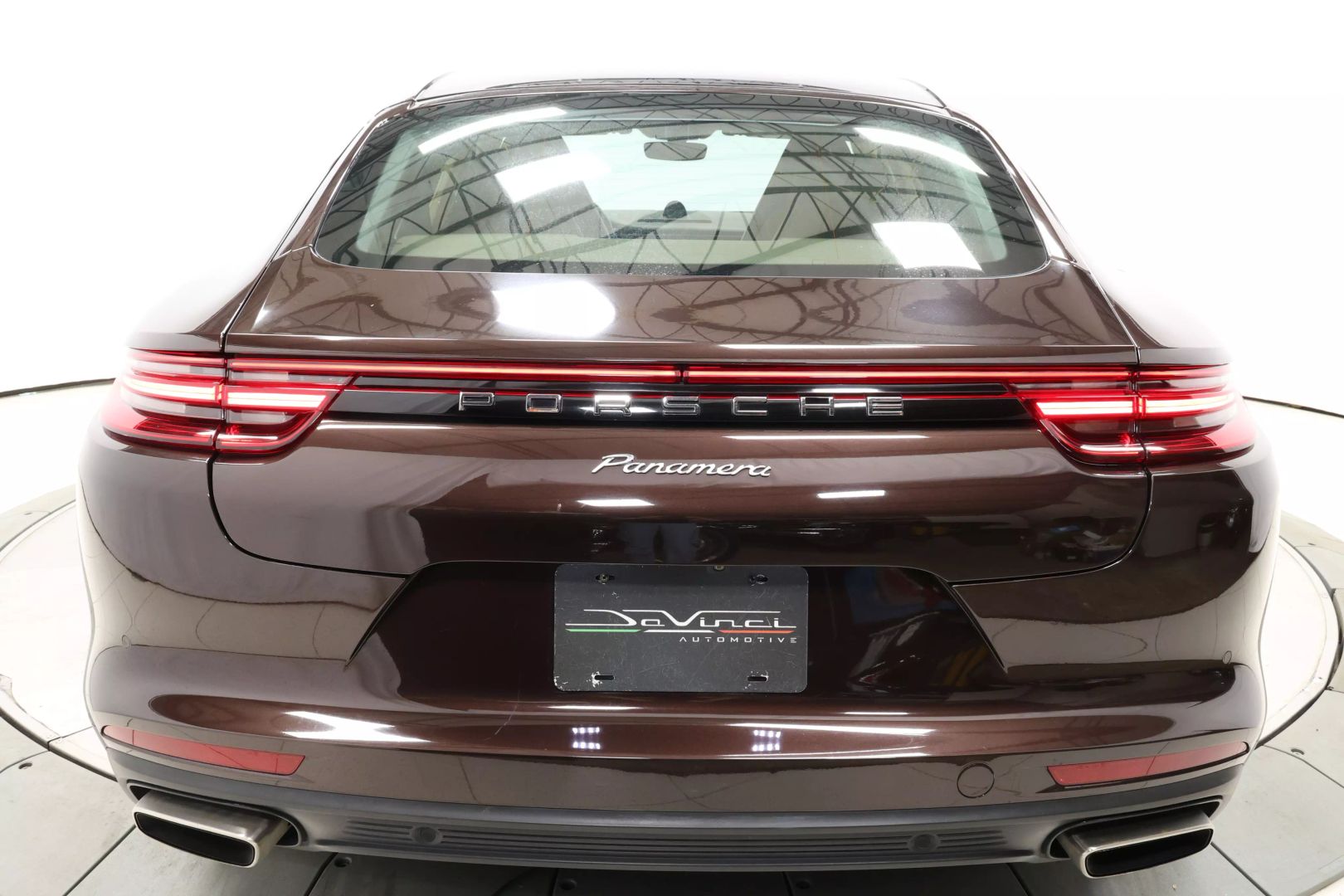 2017 Porsche Panamera - Image 60